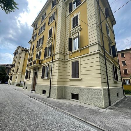 Appartamento Moderno La Dolce Vita Reggio nell'Emilia Exterior foto